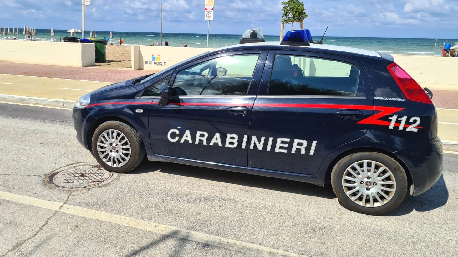 Carabinieri (foto d'archivio, Fotoest)