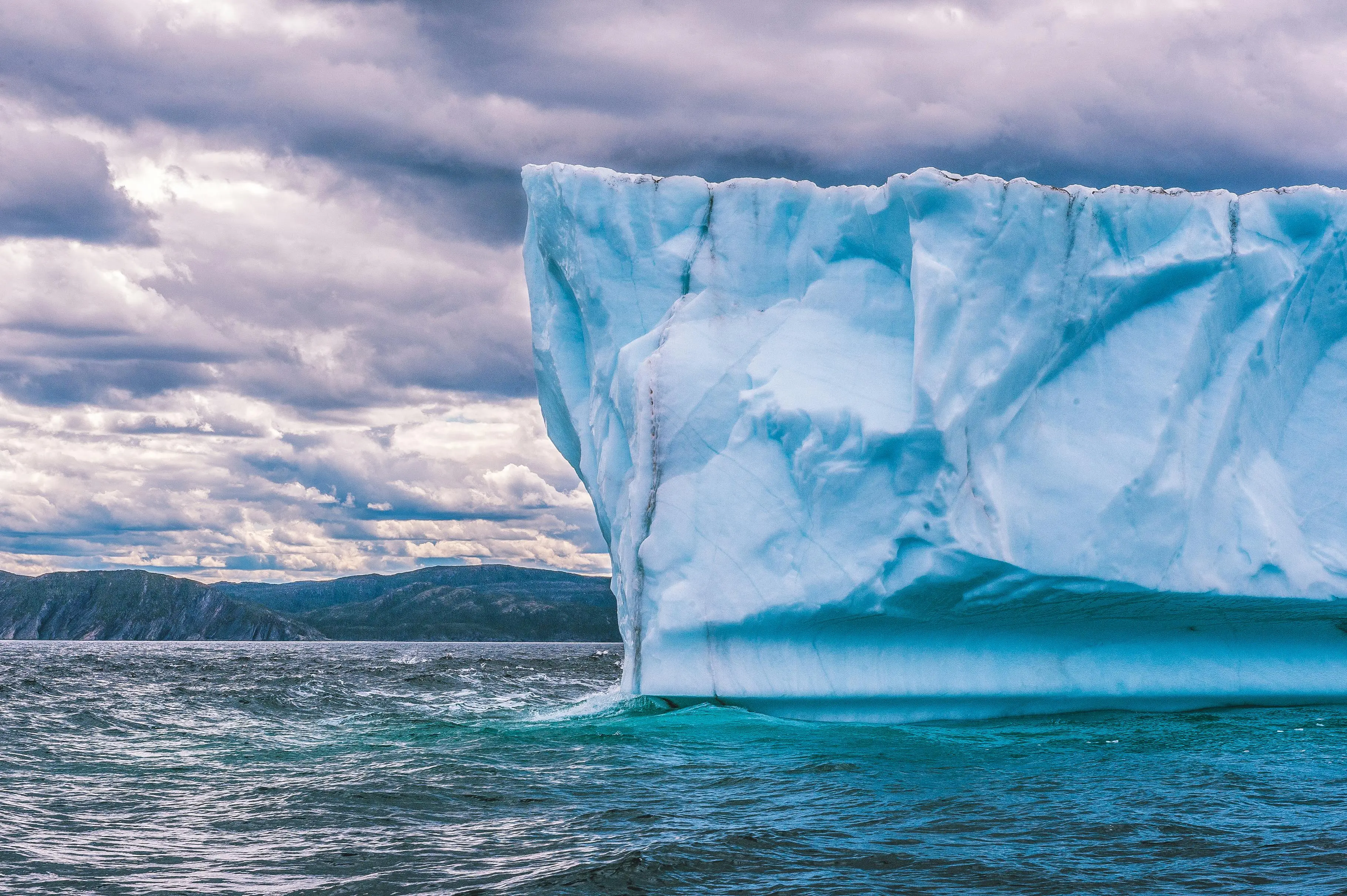 L’iceberg A23a si sta muovendo (di nuovo). È più grande del Rhode Island