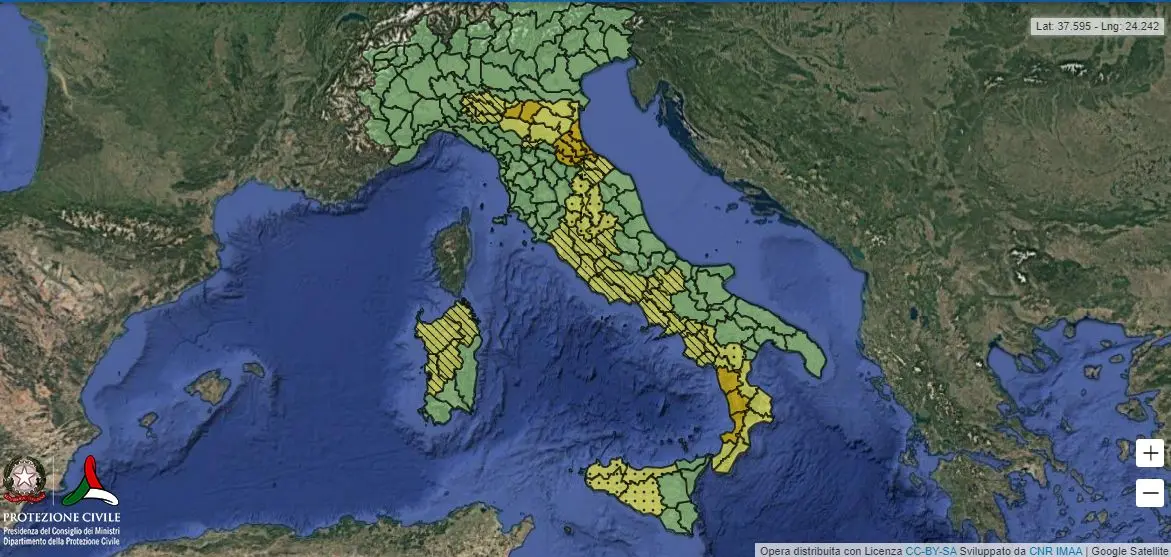 Neve a bassa quota e allerta meteo in 10 regioni: la settimana parte col brivido