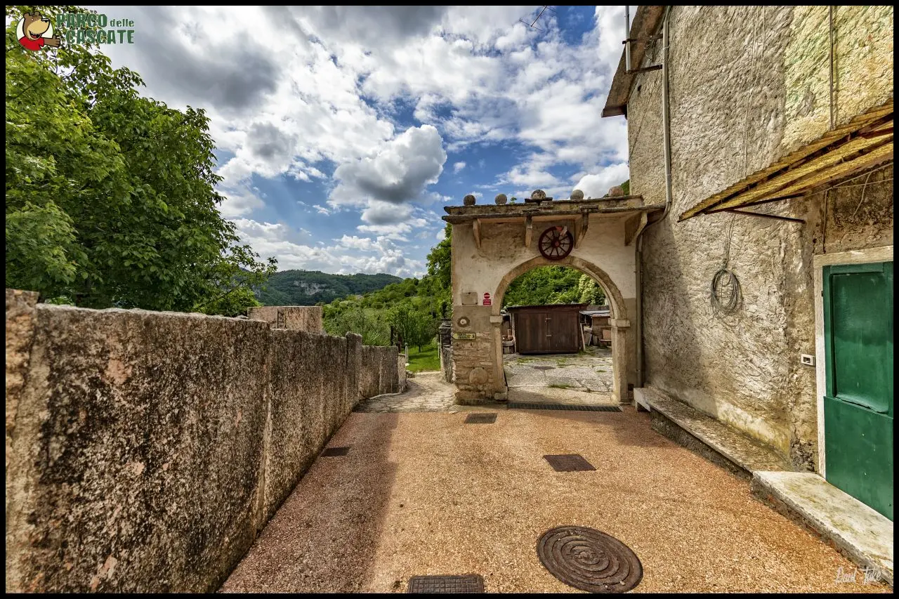 Molina, il borgo dell'acqua e delle cascate dove il tempo si è fermato