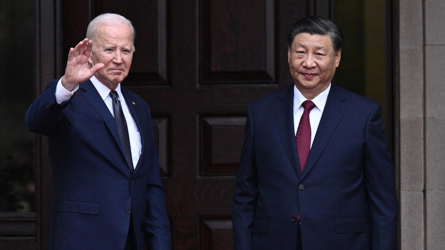 Il presidente Usa Joe Biden con il presidente cinese Xi Jinping