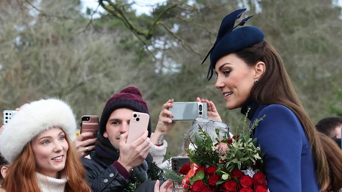 La principessa Kate commuove i suoi sudditi con una lettera: amore, gentilezza, perdono ed empatia. “Toccherà il cuore di Harry?”