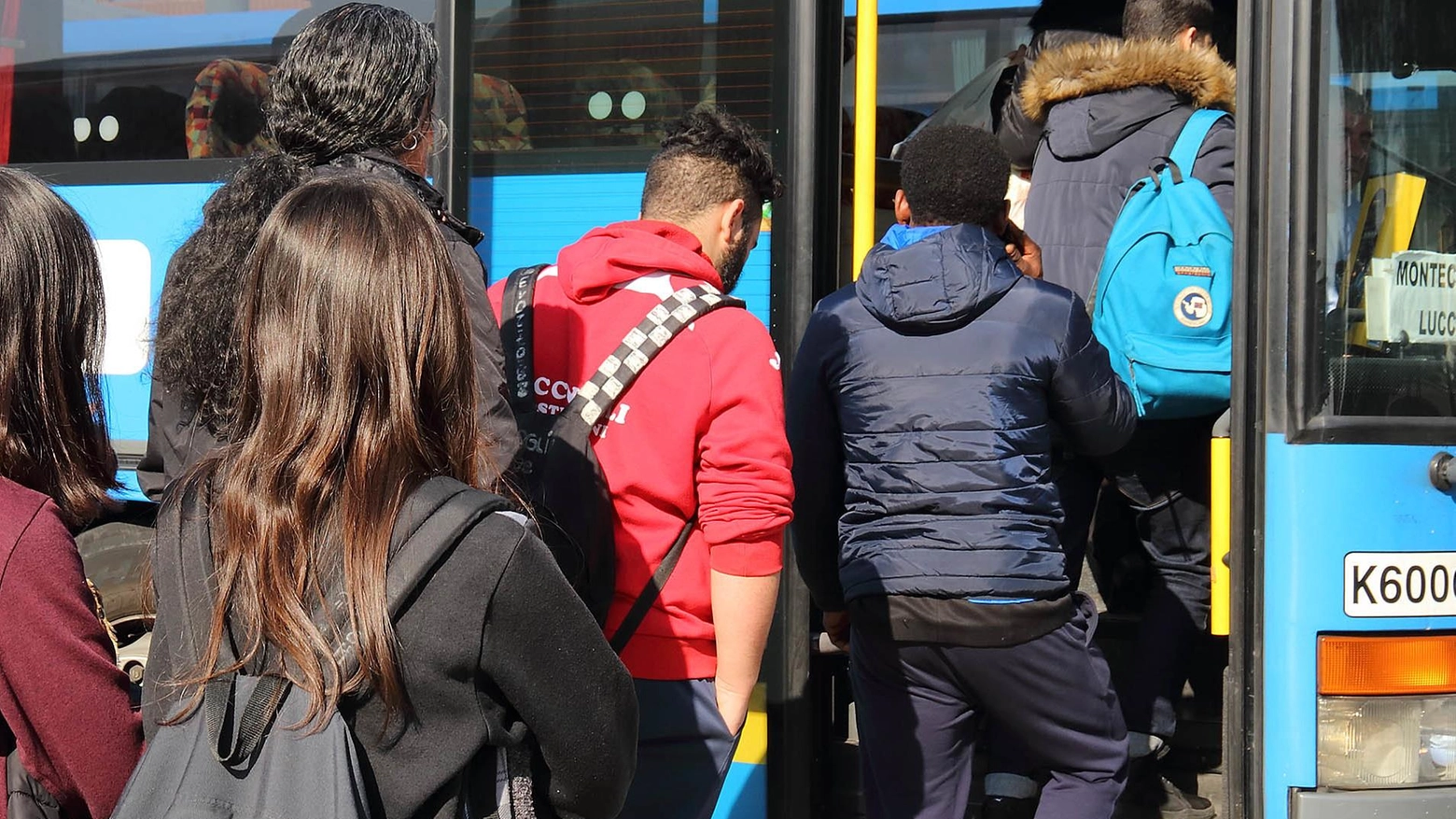 Una scuola  su dieci non è servita da treni e bus