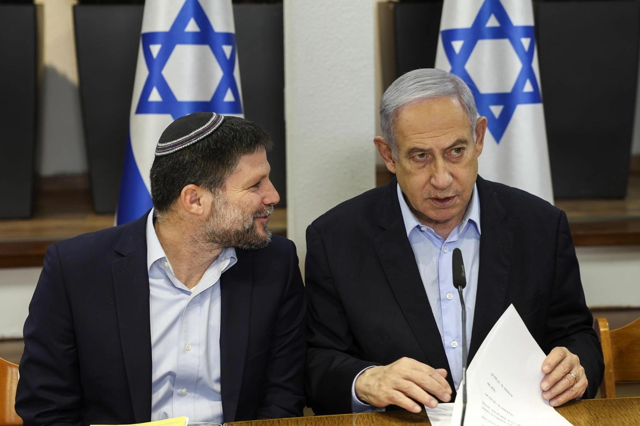 Il ministro delle Finanze israeliano Bezalel Smotrich e Benjamin Netanyahu