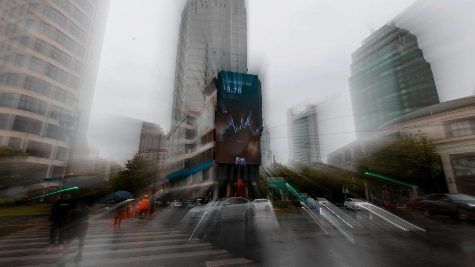 Borsa: Shanghai apre a -0,48%, Shenzhen a -0,68%