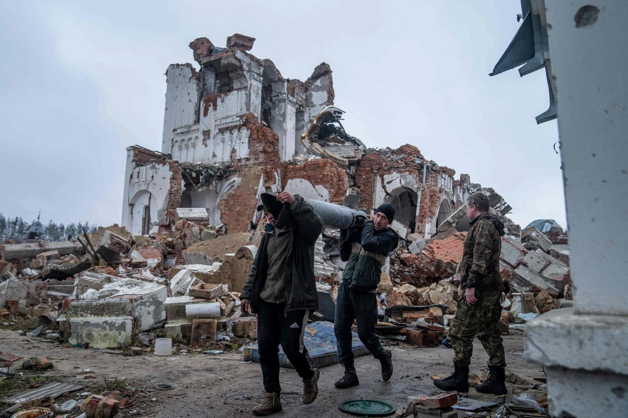 Un'immagine dalla guerra in Ucraina (Ansa)