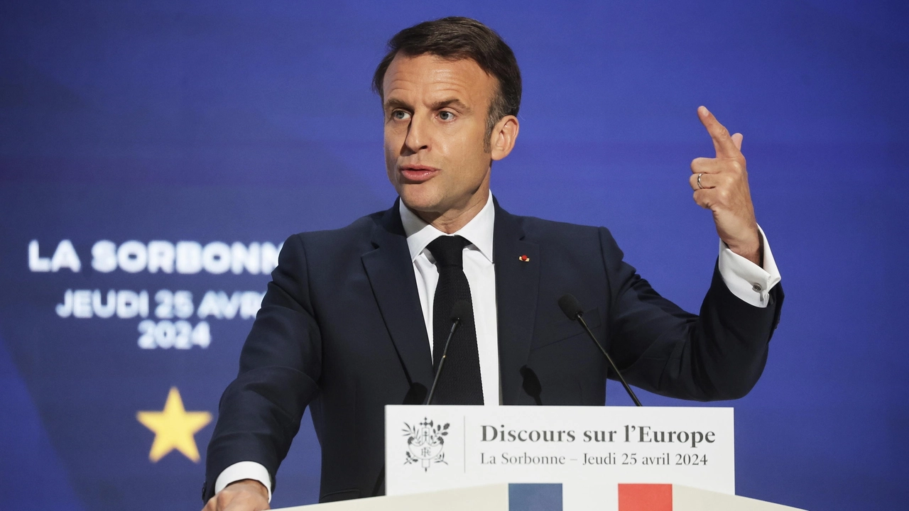 Il presidente francese Emmanuel Macron (Ansa)