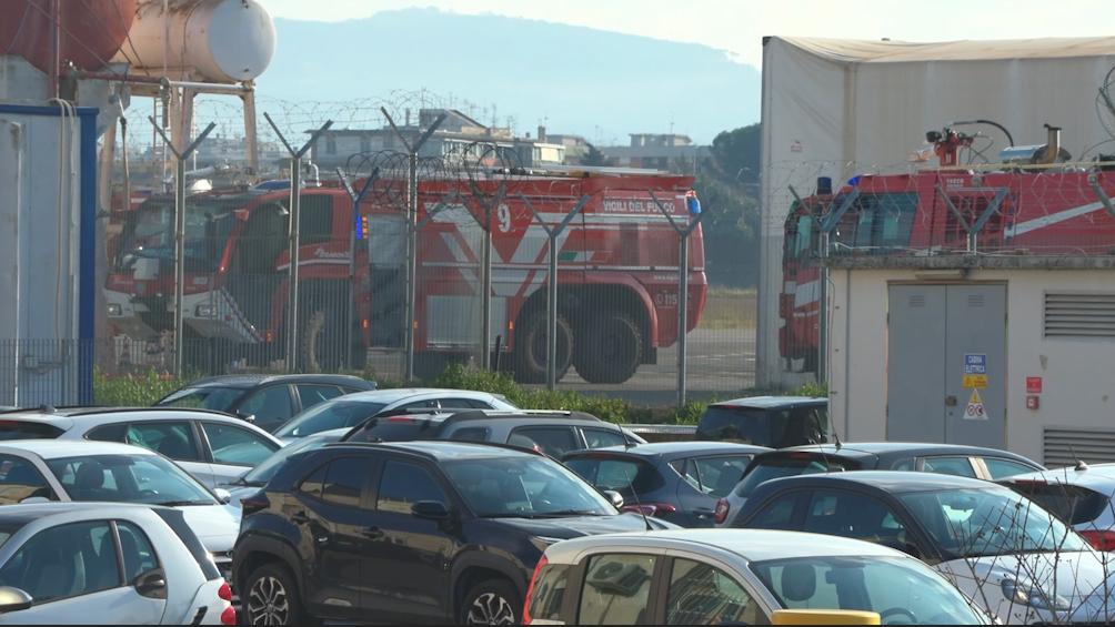 Incendio doloso all’aeroporto di Ciampino: arrestato un uomo. Salvini: “Un atto criminale”