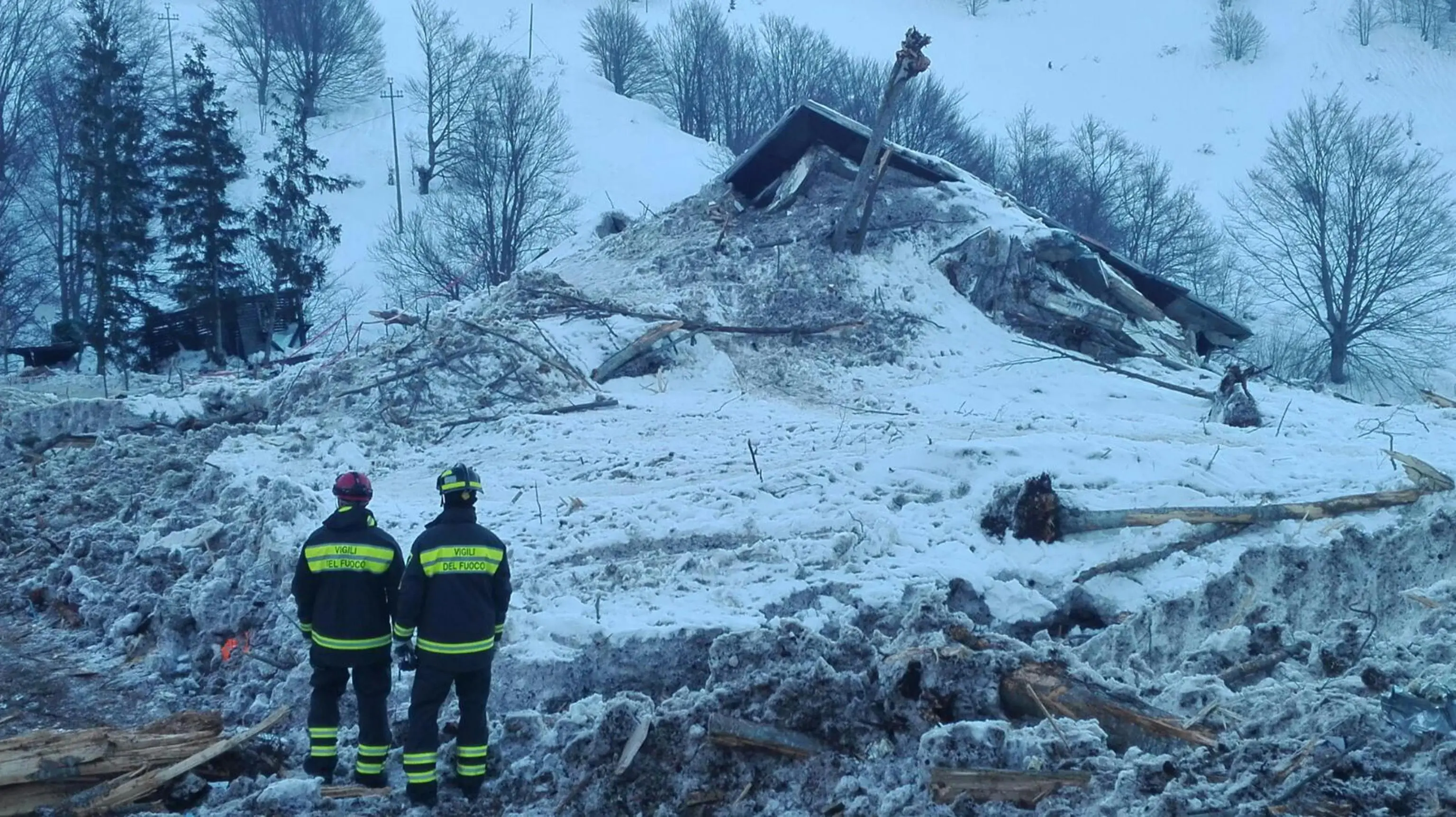 Valanghe, la mappa del rischio in Italia: hotel, strade, scuole e tralicci ai raggi X. “Ecco quali sono le regioni modello”