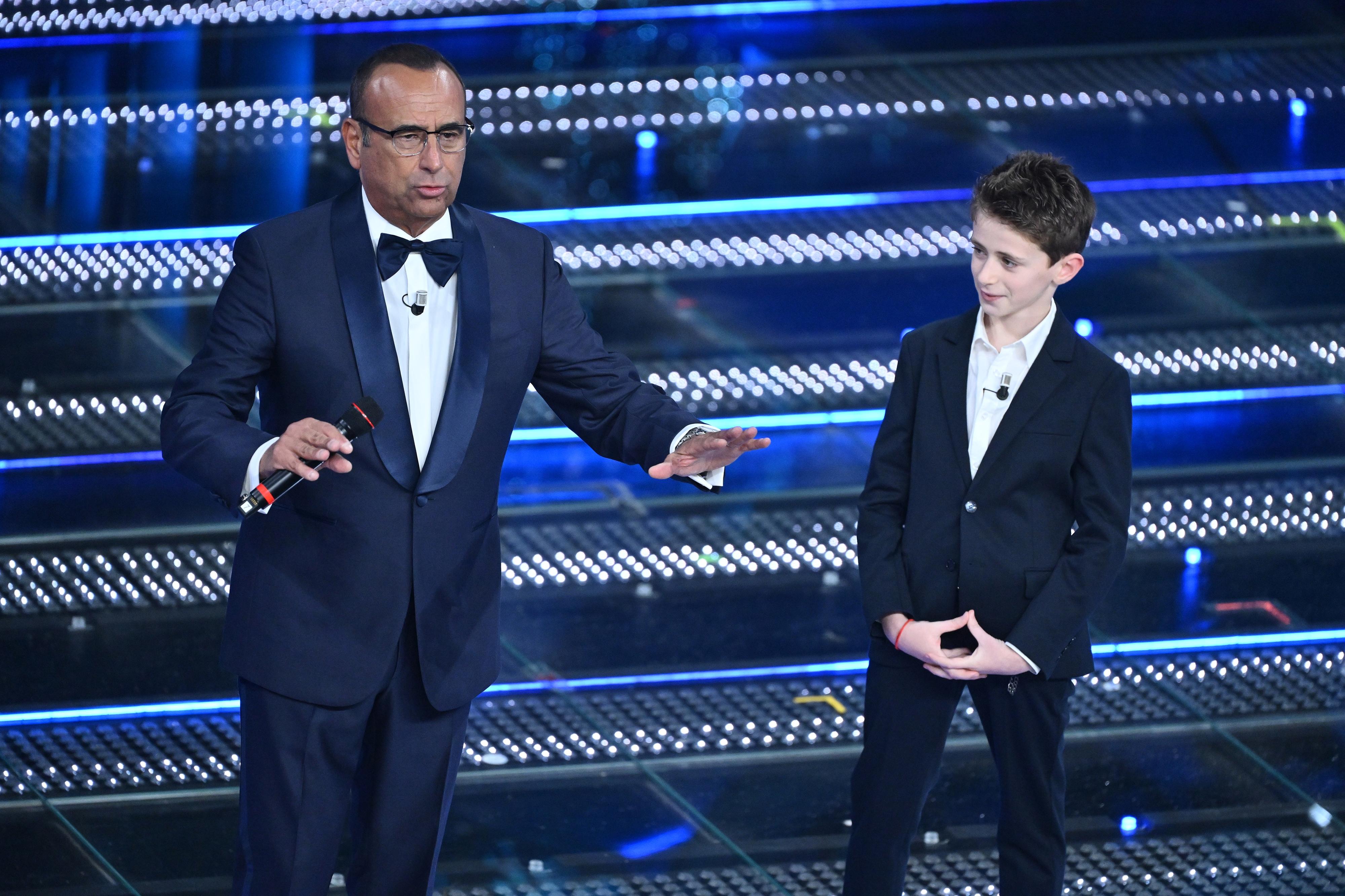 Samuele Parodi sorprende Sanremo 2025. Chi è il bambino che sa tutto del Festival