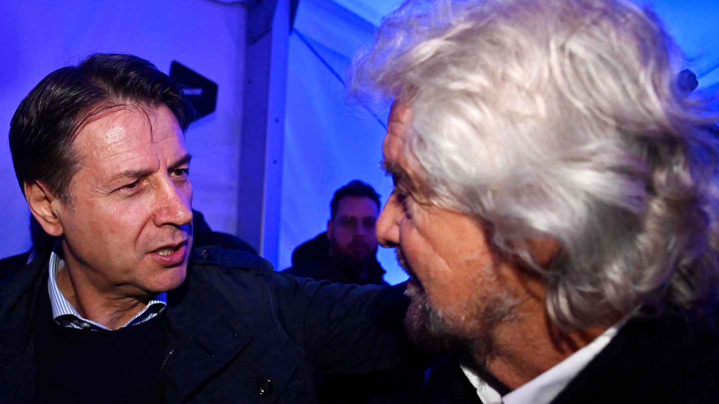 Beppe Grillo con il presidente del Movimento 5 Stelle, Giuseppe Conte