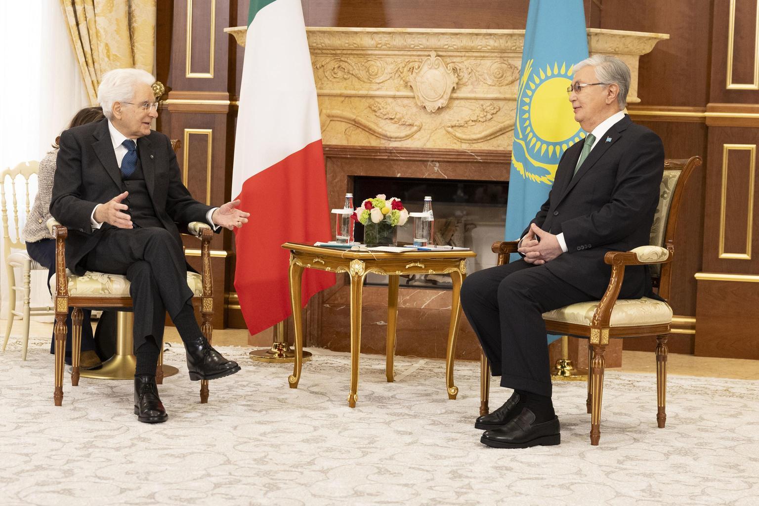 Sergio Mattarella in Kazakistan: incontro con il Presidente Tokayev su energia e accordi bilaterali