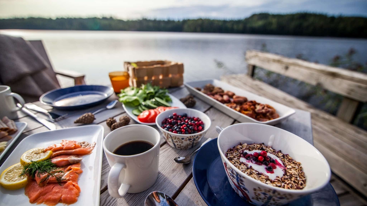 breakfast by the lake visit saimaa