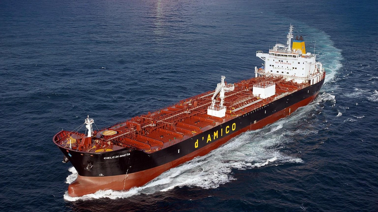 d'Amico International Shipping chiude il 2024 con un utile netto di 188,5 milioni e un dividendo di 0,2940 dollari per azione.