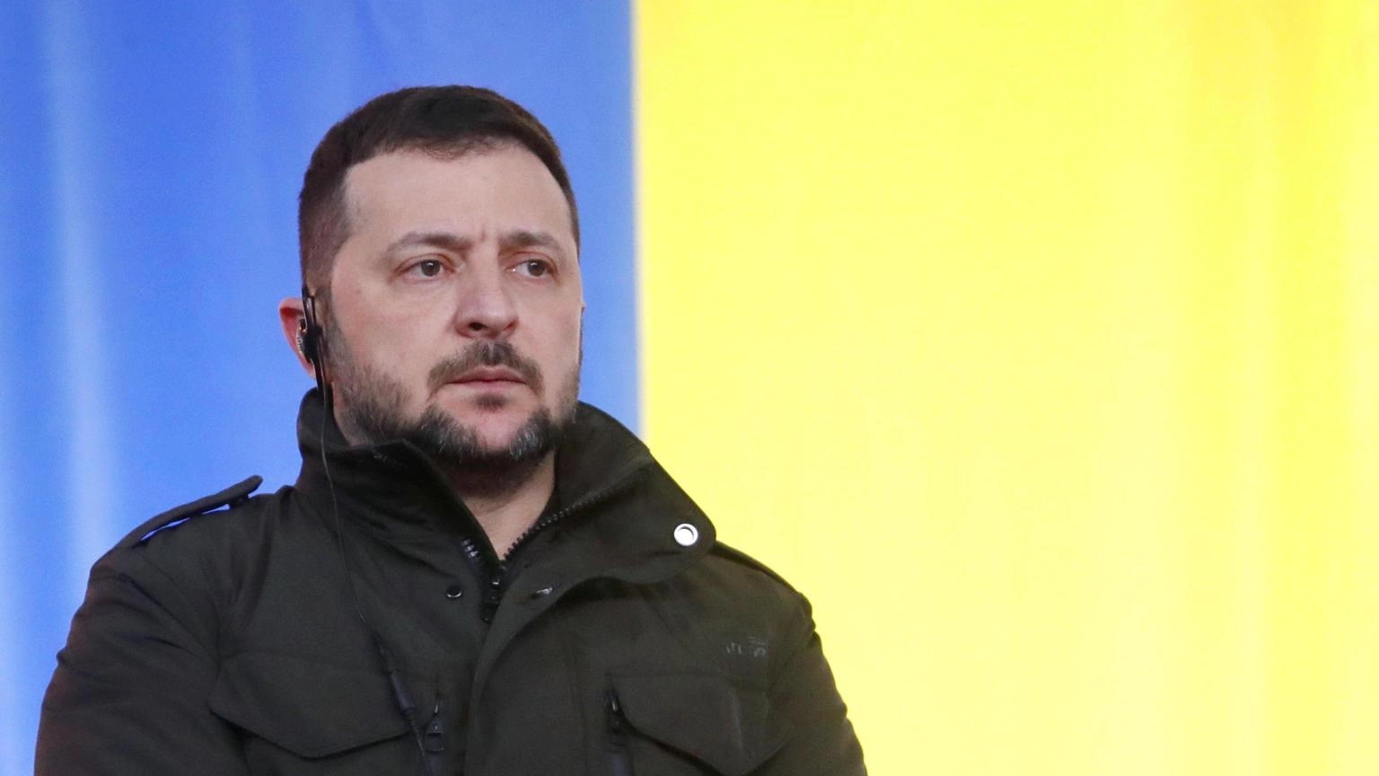 Zelensky, 'alla Nato lottiamo per avere più difesa aerea'