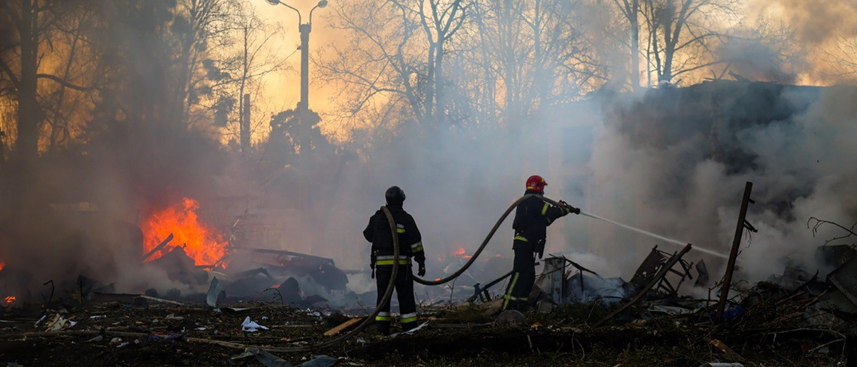 Mosca alza la pressione militare, sfondate linee ucraine nel Kursk. Kiev: “Non ci ritiriamo dall'area”