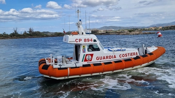 Olbia, barca a vela dispersa rintracciata a Ponza. “I due velisti hanno chiamato l’armatore”