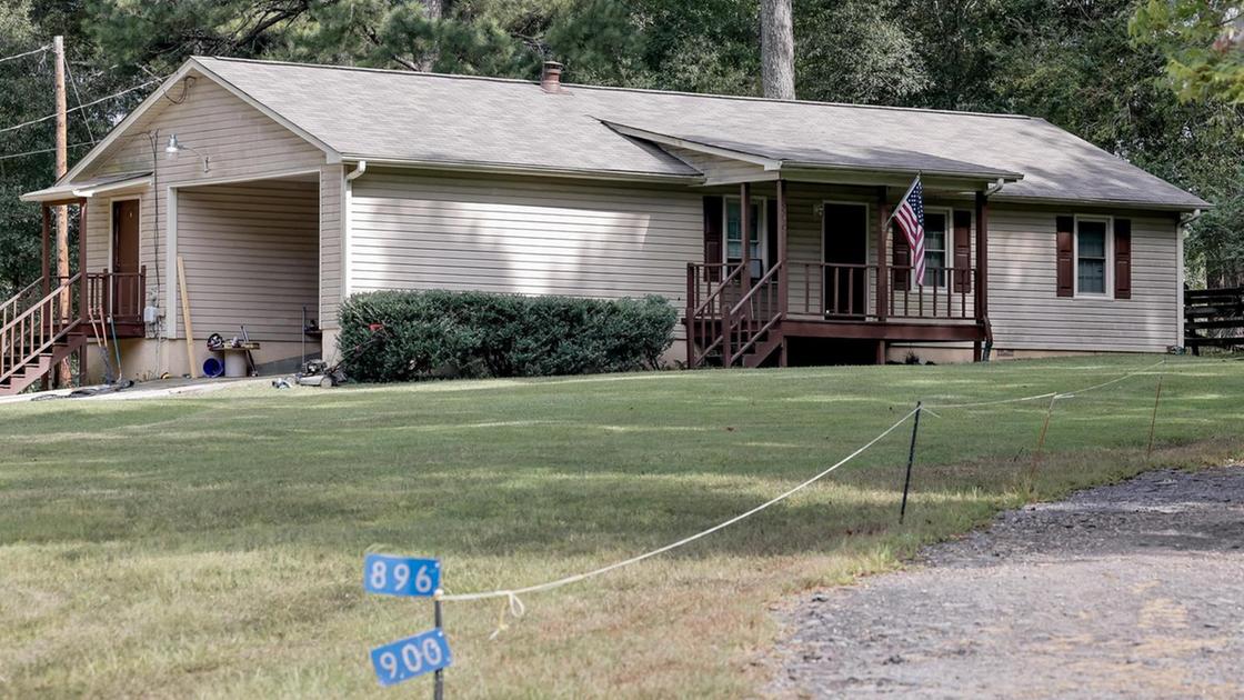 Usa, arrestato il padre del killer del liceo in Georgia