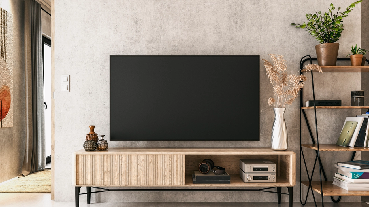 Tv a muro - Crediti iStock Photo