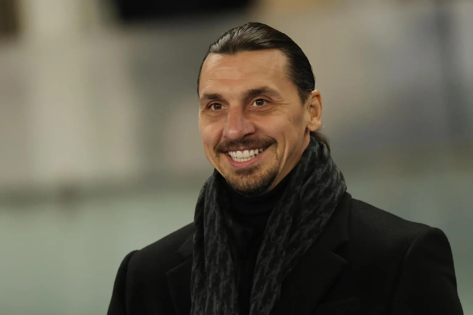 Milan, Ibrahimovic e la rivoluzione rossonera: “Gimenez segnerà col Feyenoord. Cambiamo per vincere”