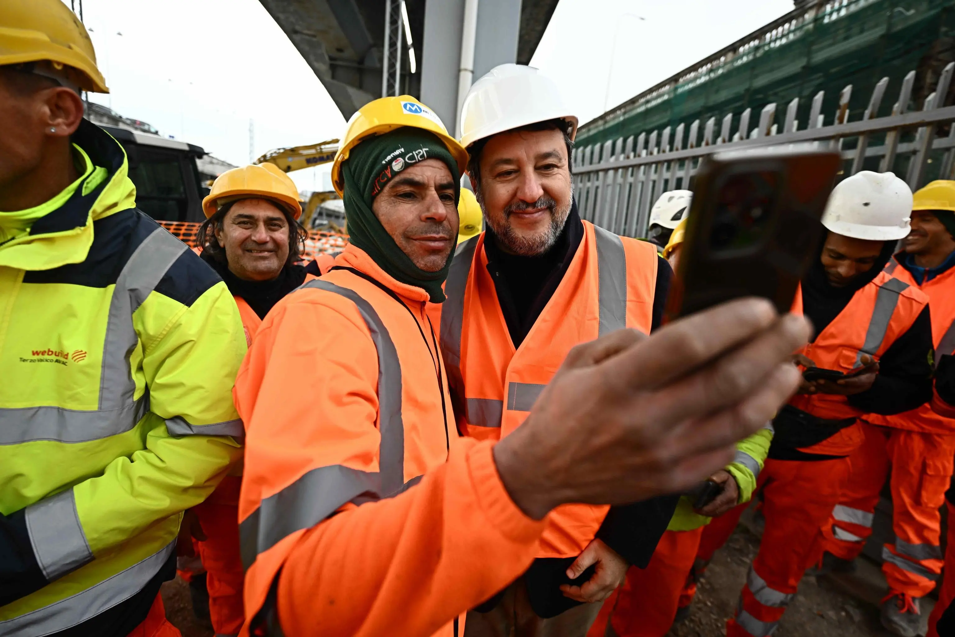 Salvini agita la maggioranza: “Trump merita il Nobel per la Pace. La Germania scelga il cambiamento”