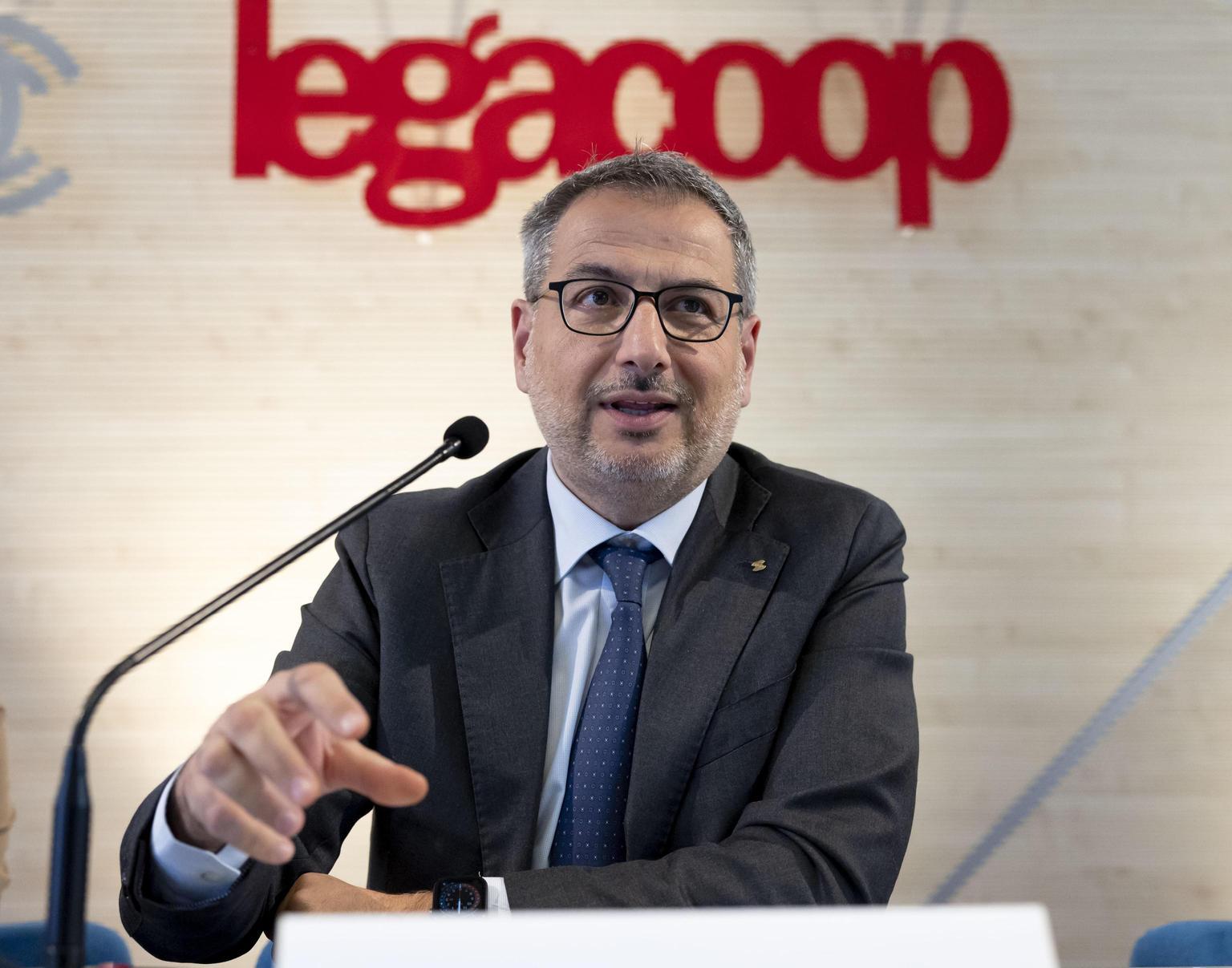 Legacoop: Crescita della Produzione e Occupazione nel 2024, ma Persistono Incertezze