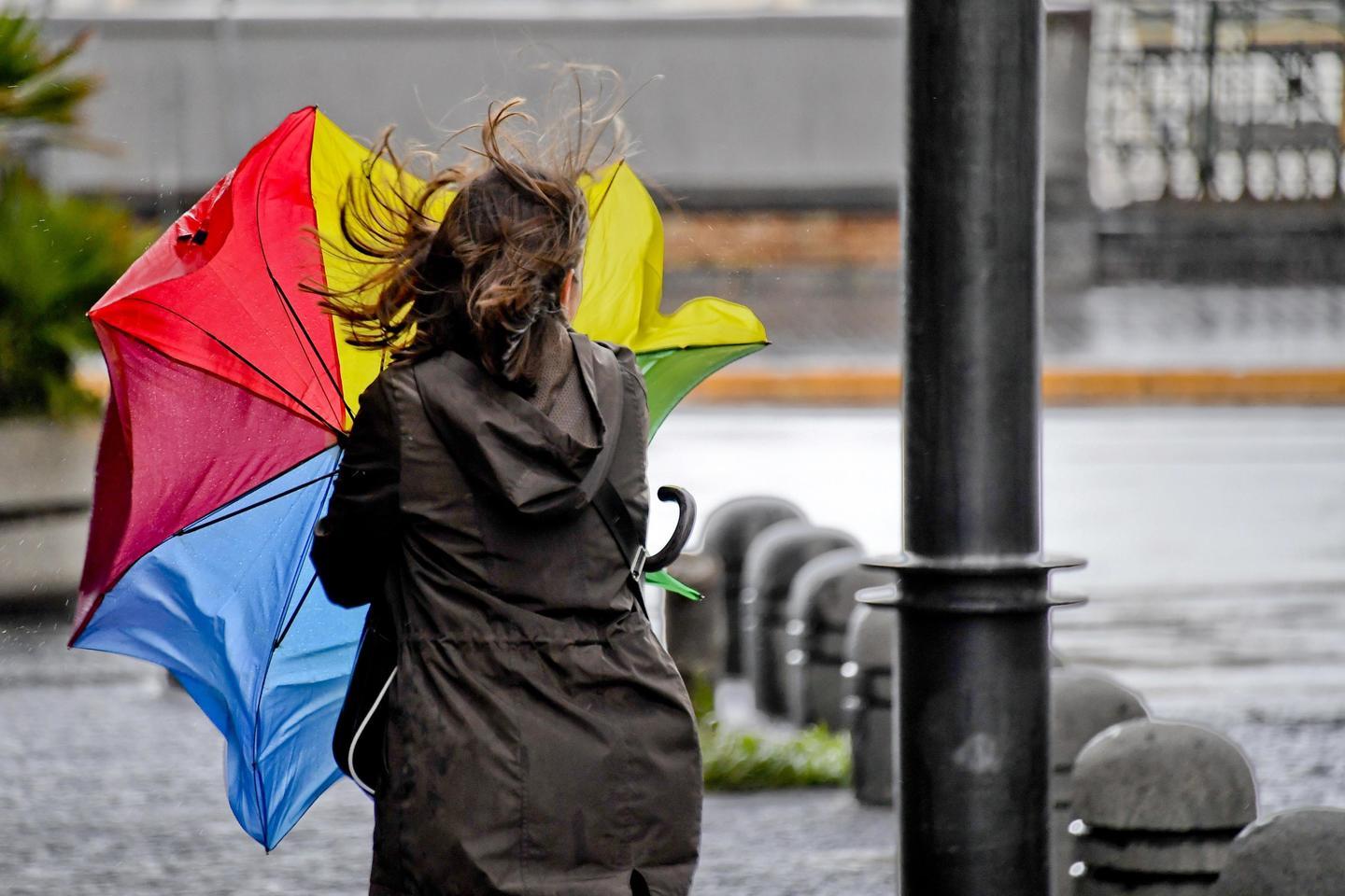 Piogge, vento e neve nel weekend. Poi il ‘Ciclone della Befana’ rincara la dose