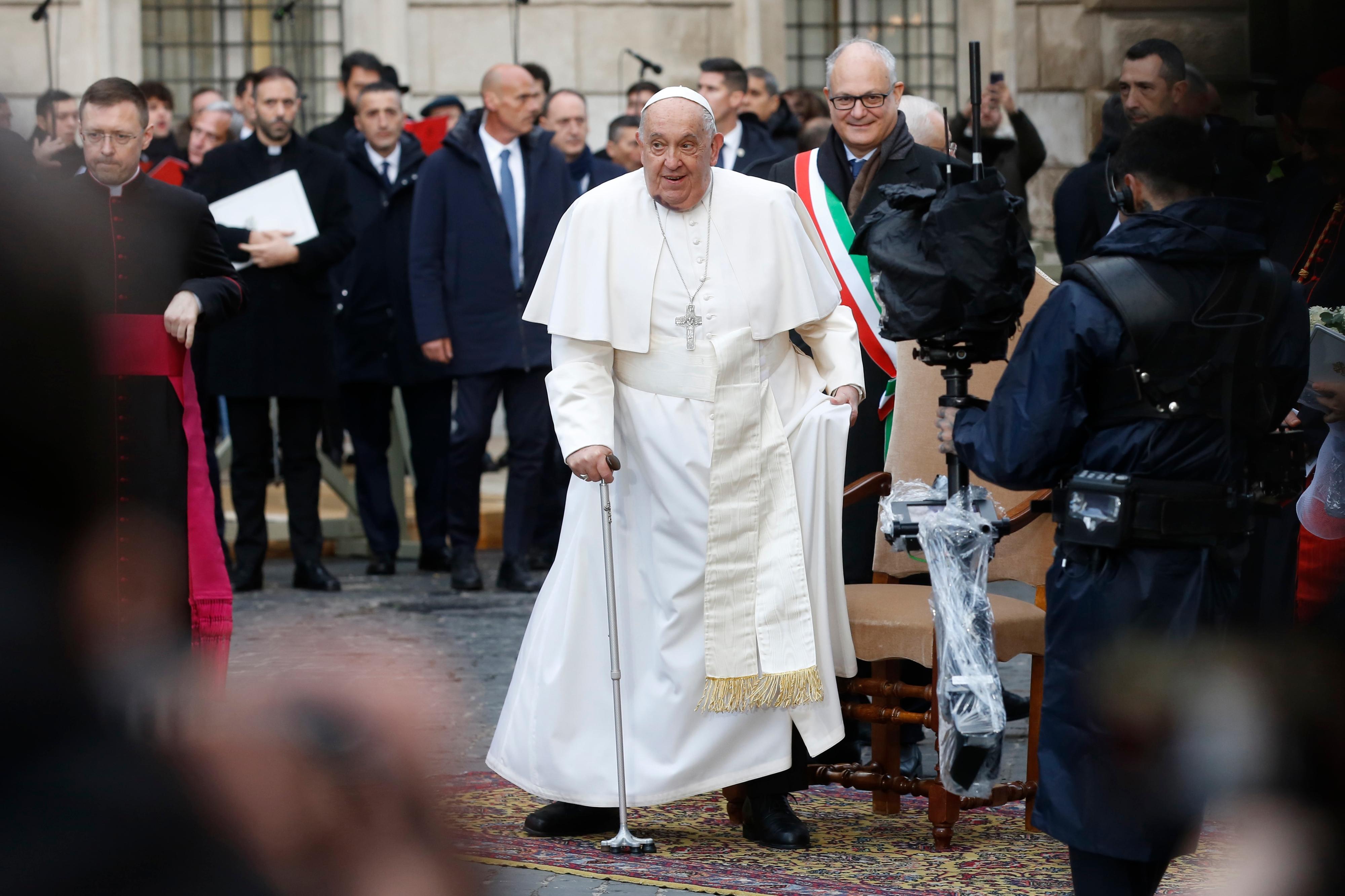 Diretta Giubileo 2025, Papa Francesco apre la Porta Santa. La cerimonia live