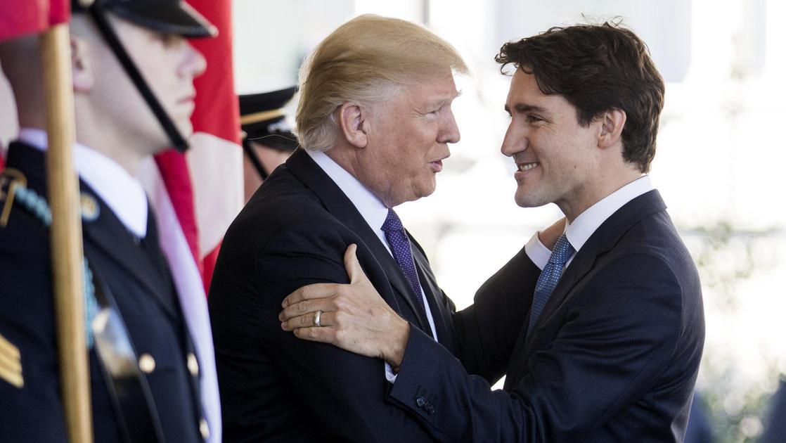 Trump, dopo le dimissioni di Trudeau, va all