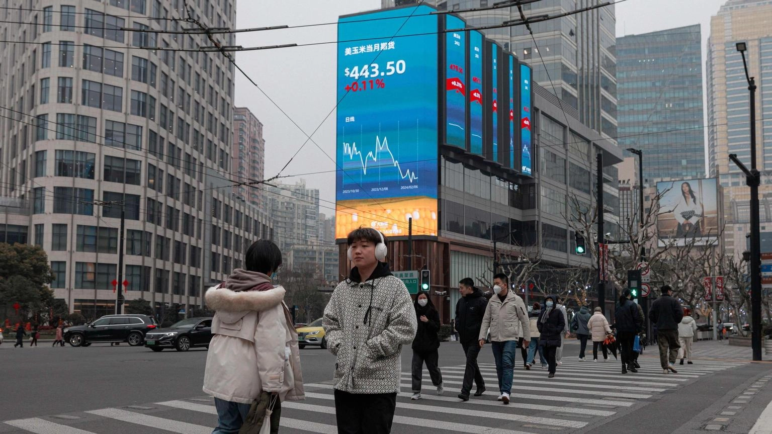 Borsa: Shanghai apre a -0,25%, Shenzhen a -0,30%