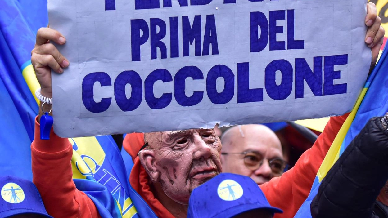 Protesta medici contro manovra sanitaria governo: sciopero nazionale con alta adesione. Sindacati minacciano dimissioni di massa, ministro difende politiche.