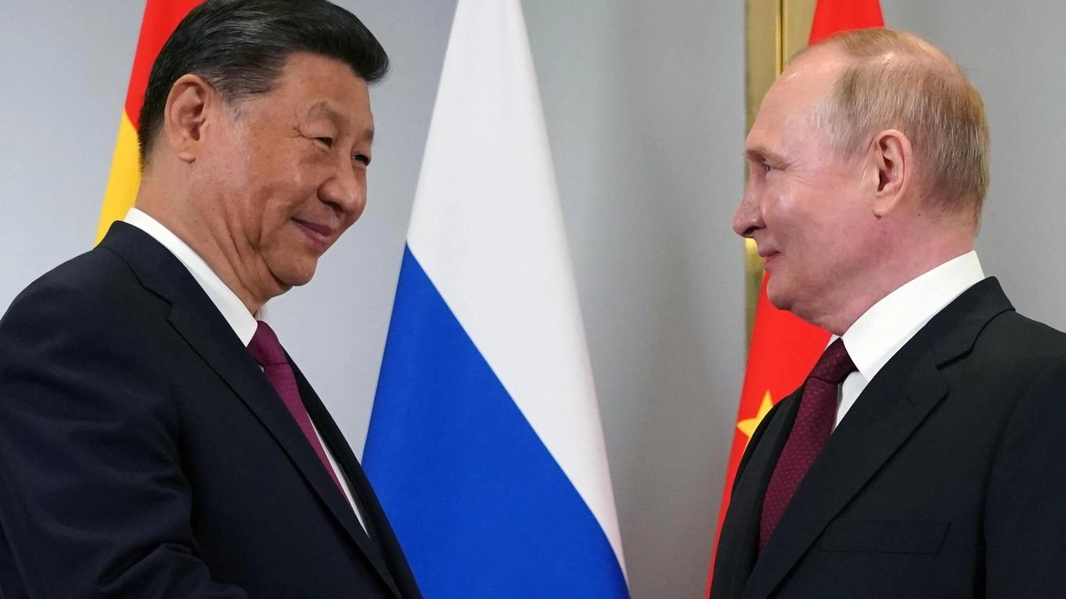 Putin incontra Xi, 'le relazioni russo-cinesi un modello'