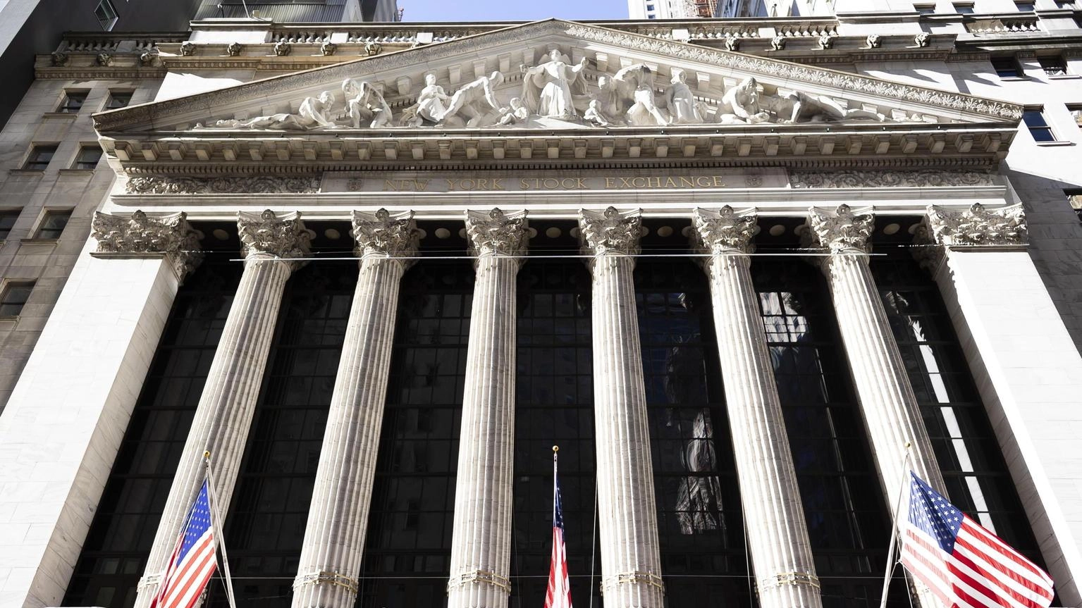 Wall Street apre in calo, Dj -0,33%, Nasdaq -0,08%