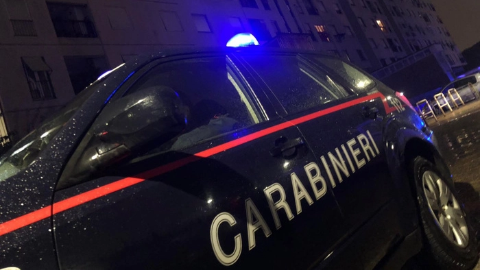 Intervento dei carabinieri (foto d'archivio)