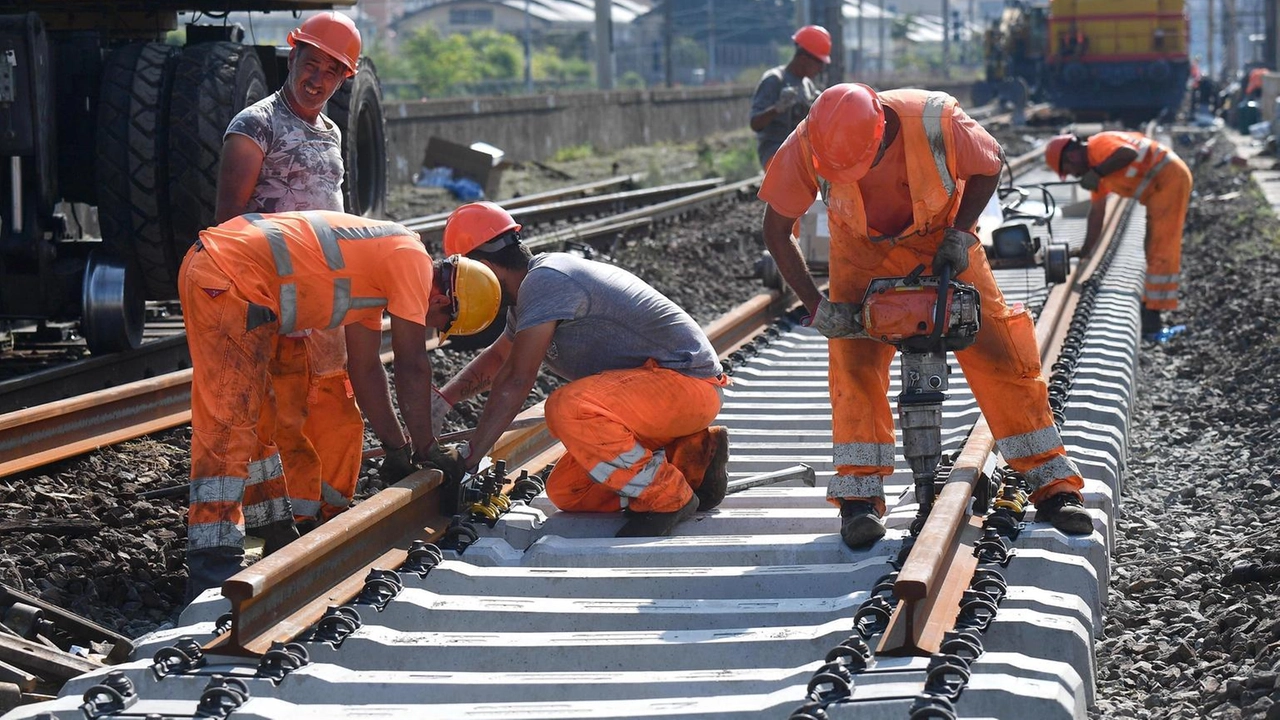 Tasso di occupazione al 62,2%. Disoccupazione giovani al 20,5%