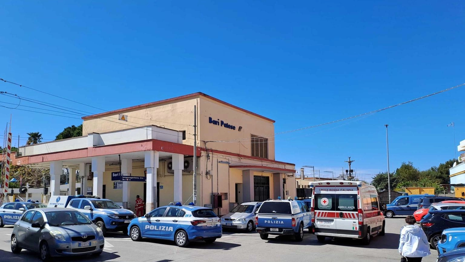 Allarme bomba in stazioni Puglia, s'indaga per terrorismo