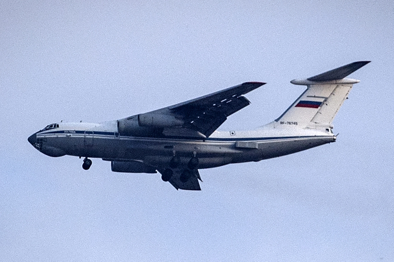 Un aereo Ilyushin-76 (foto Afp)