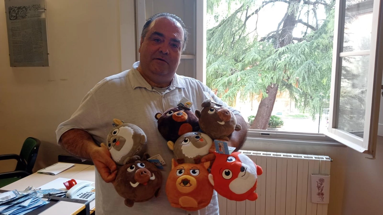 Consegnati i Cucciolini: ritirati 180 peluches