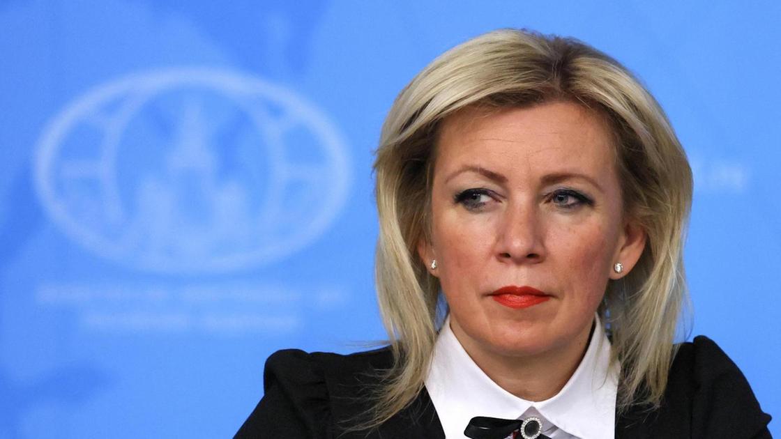 Zakharova critica Tajani: la convocazione dell