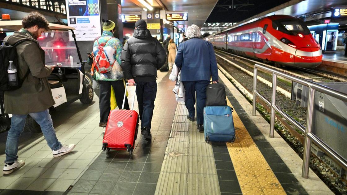 Ritardi patologici sulla rete ferroviaria: Bonavitacola chiede chiarezza e soluzioni