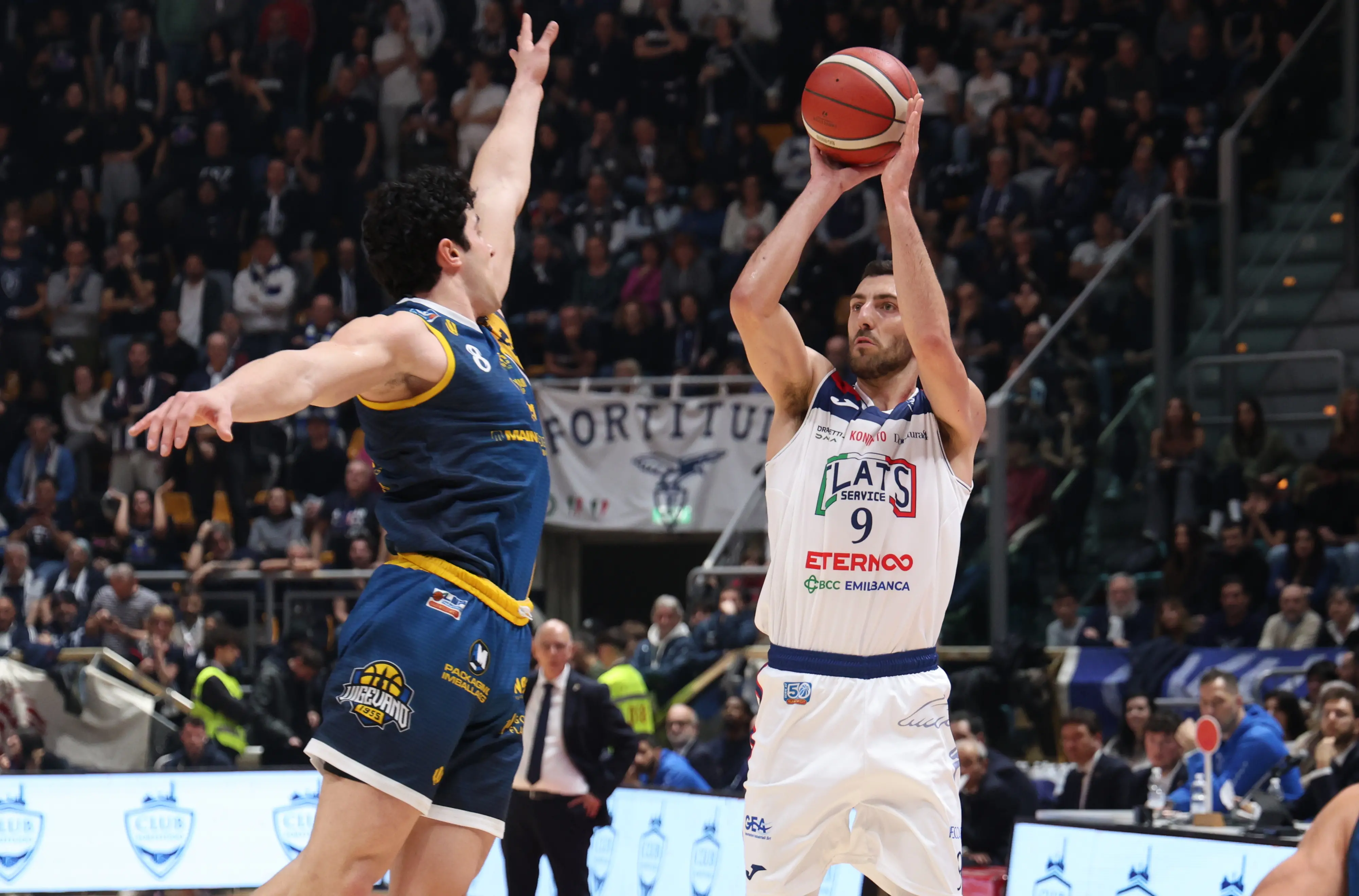 Fortitudo Bologna, settebello con Vigevano: la vetta non è più un miraggio