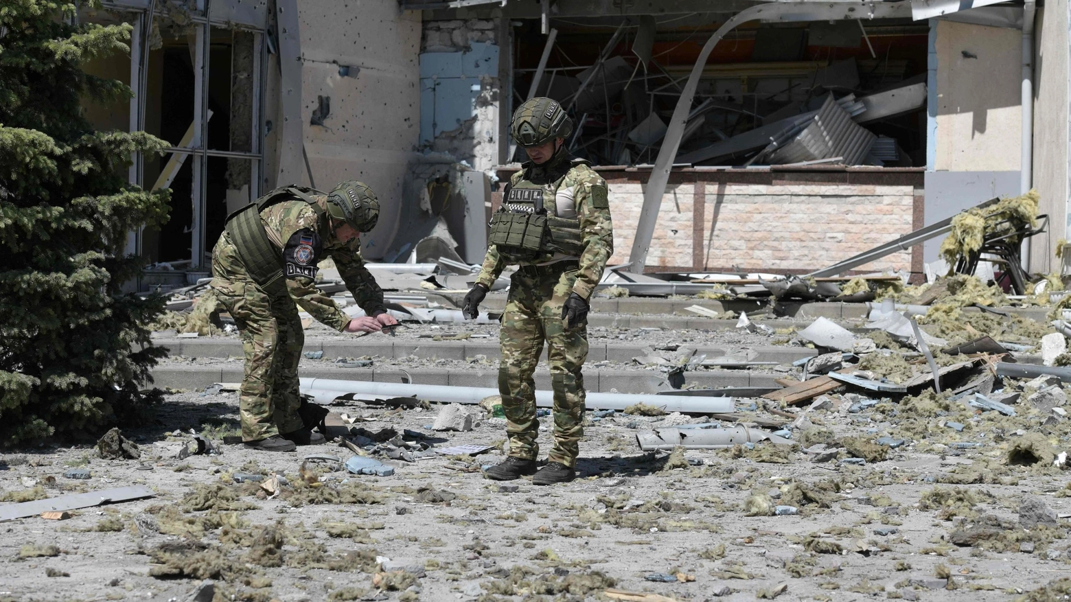 Edifici distrutti a Donetsk (Afp)