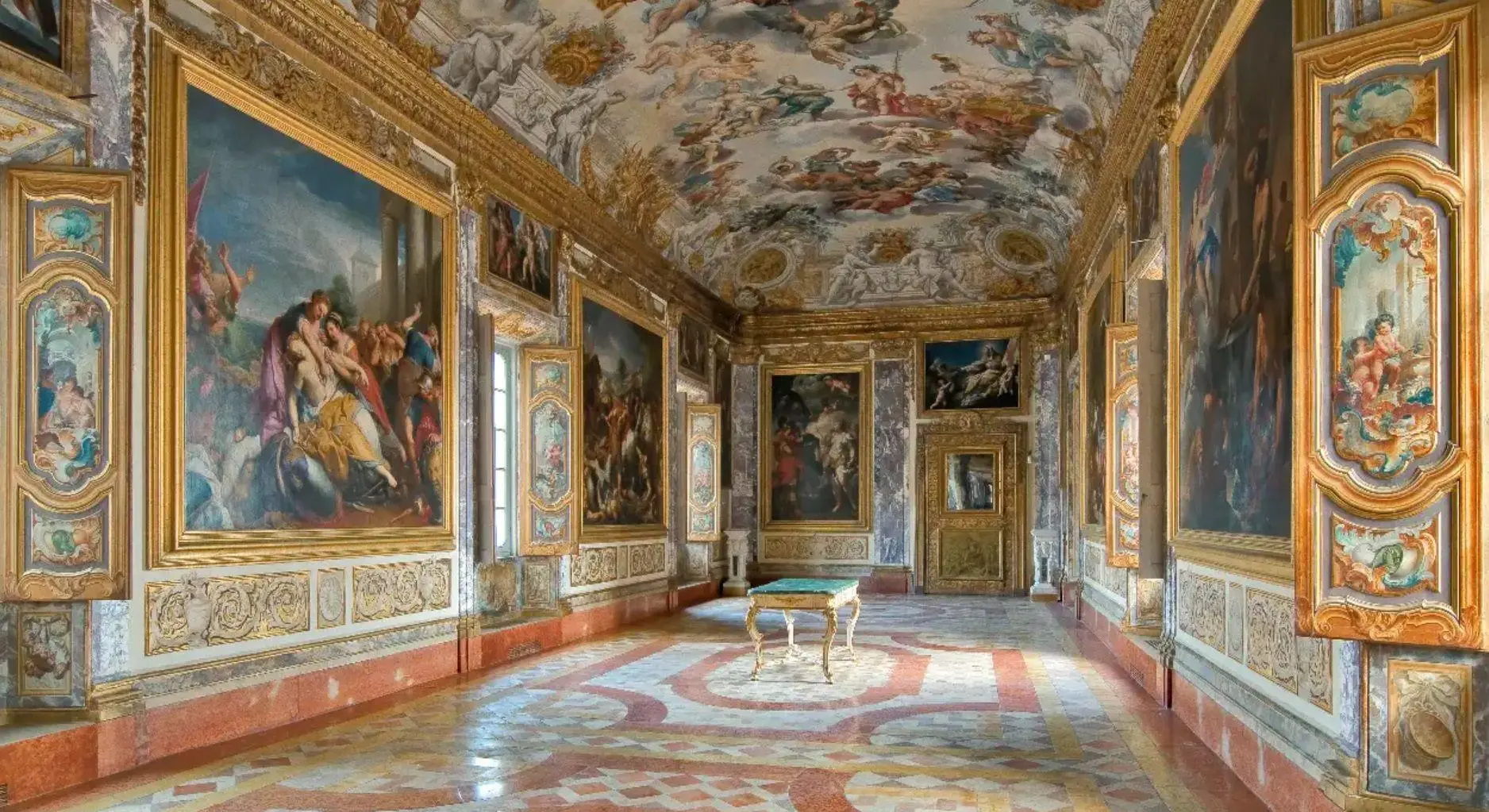 Macerata, arte antica e moderna a Palazzo Buonaccorsi