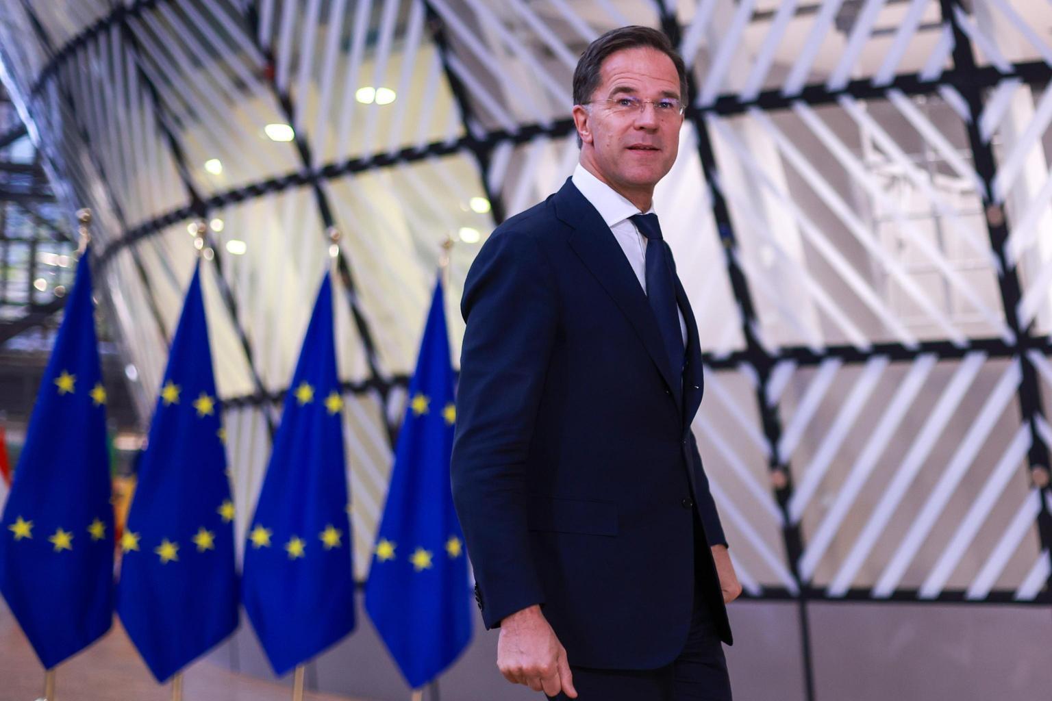 Rutte, 'la spesa Nato per la difesa sarà ben oltre il 2%'