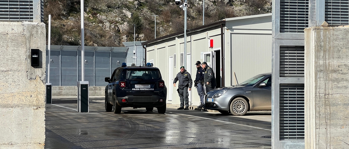 La Ue ci guarda. Ma la premier non ha risultati