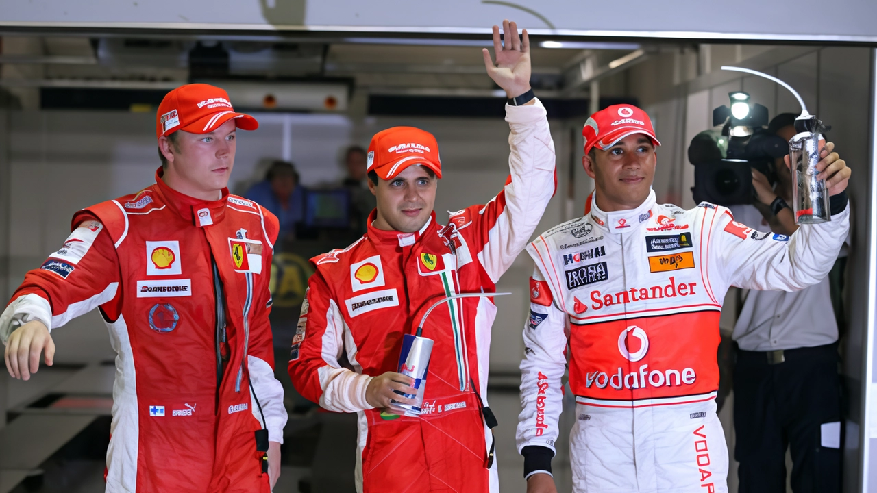 Kimi Raikkonen con Felipe Massa e un giovanissimo Lewis Hamilton nel 2008