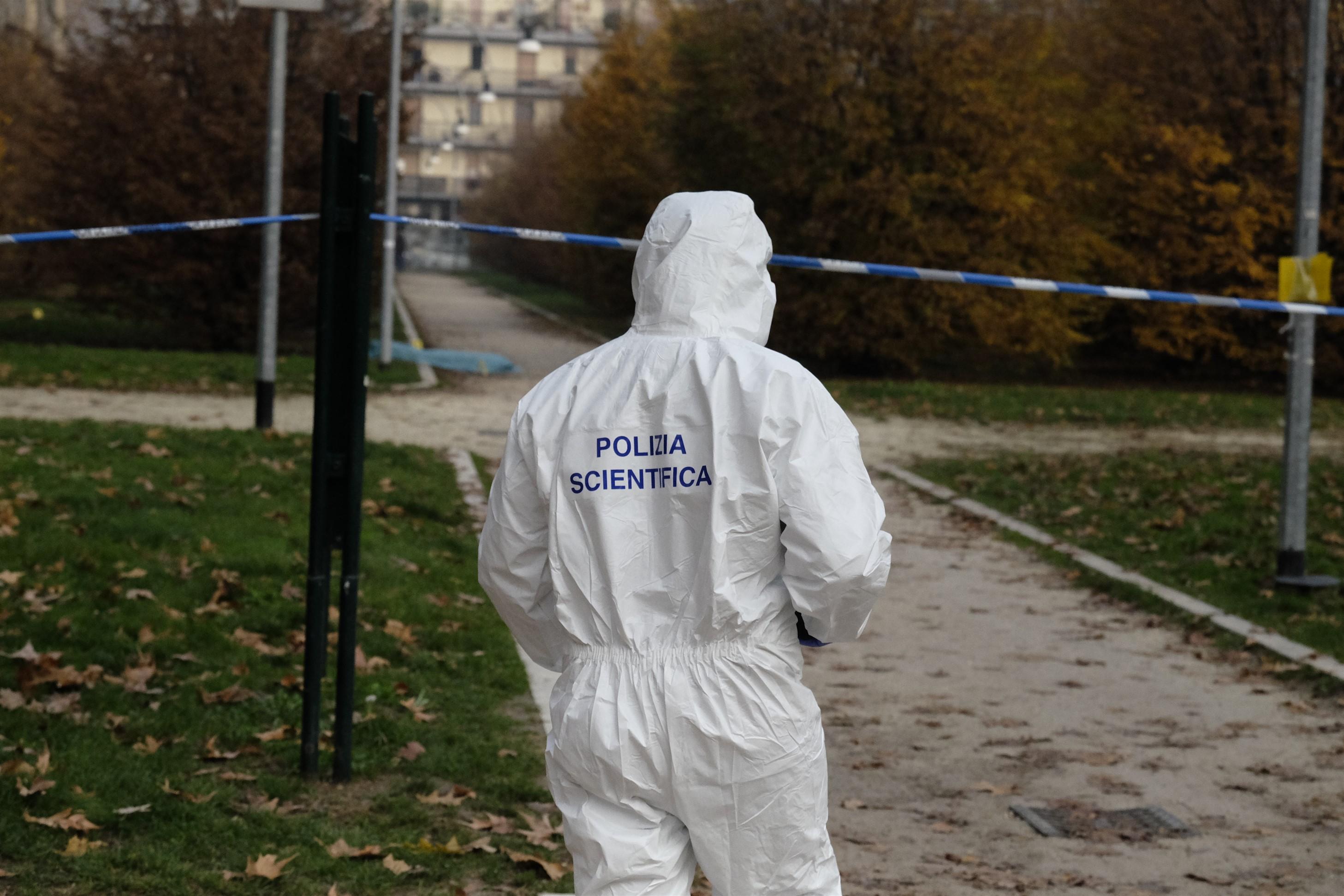 Fanno urbex (esplorazione urbana), trovano due cadaveri in una villa sui colli di Verona