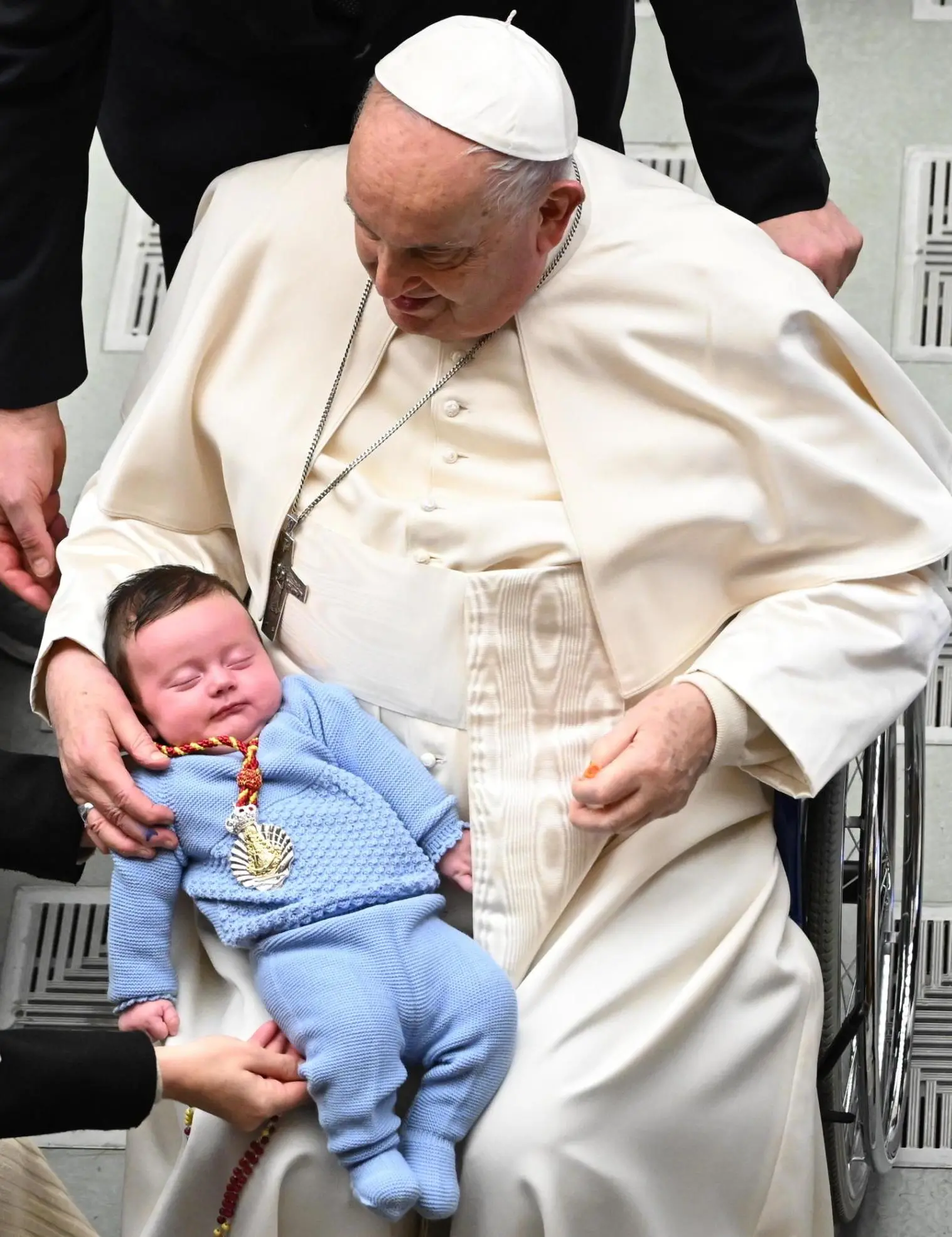 Il Papa e i bambini: "L’infanzia negata è un grido silenzioso"