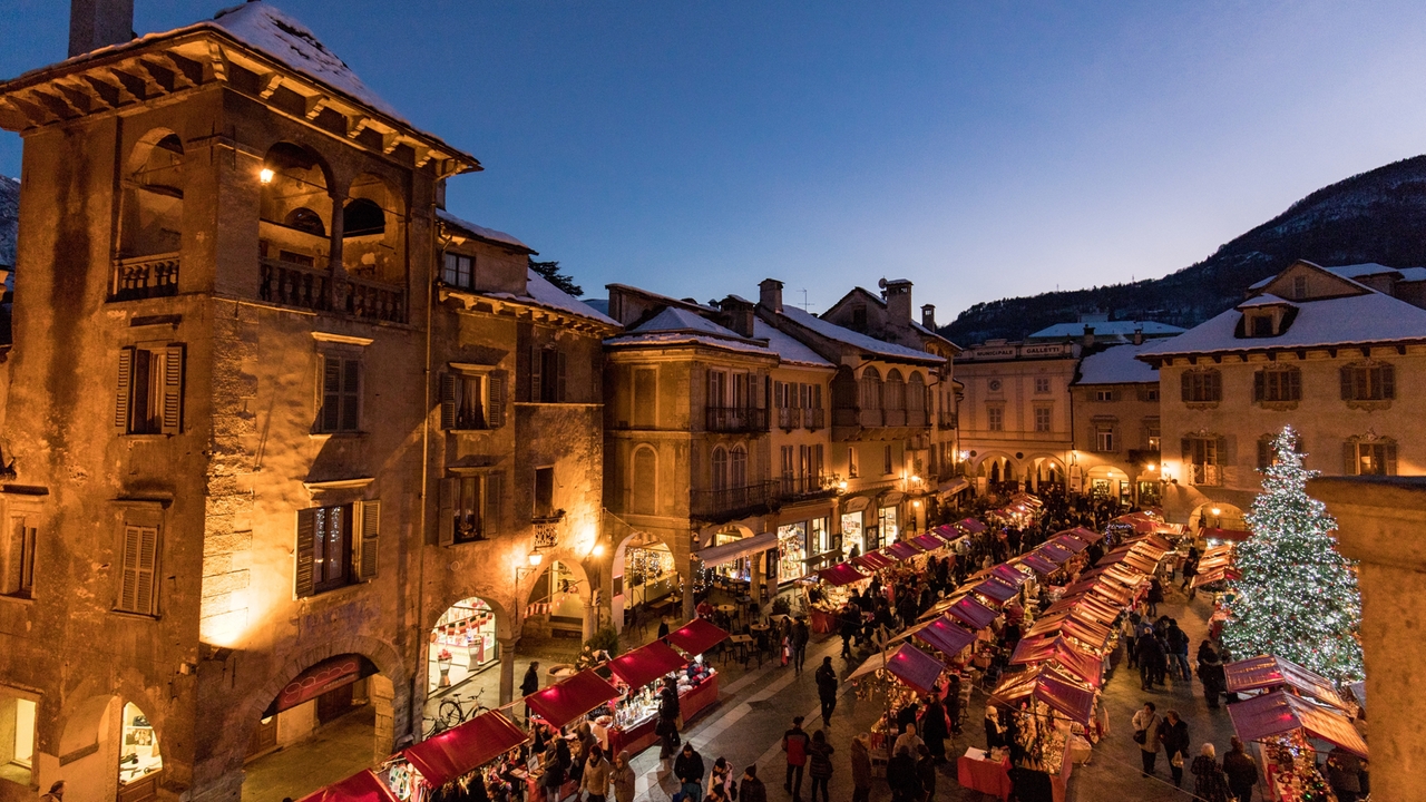 Mercatini di Natale di Domodossola (Distretto Turistico dei Laghi, foto Marco Benedetto Cerini)