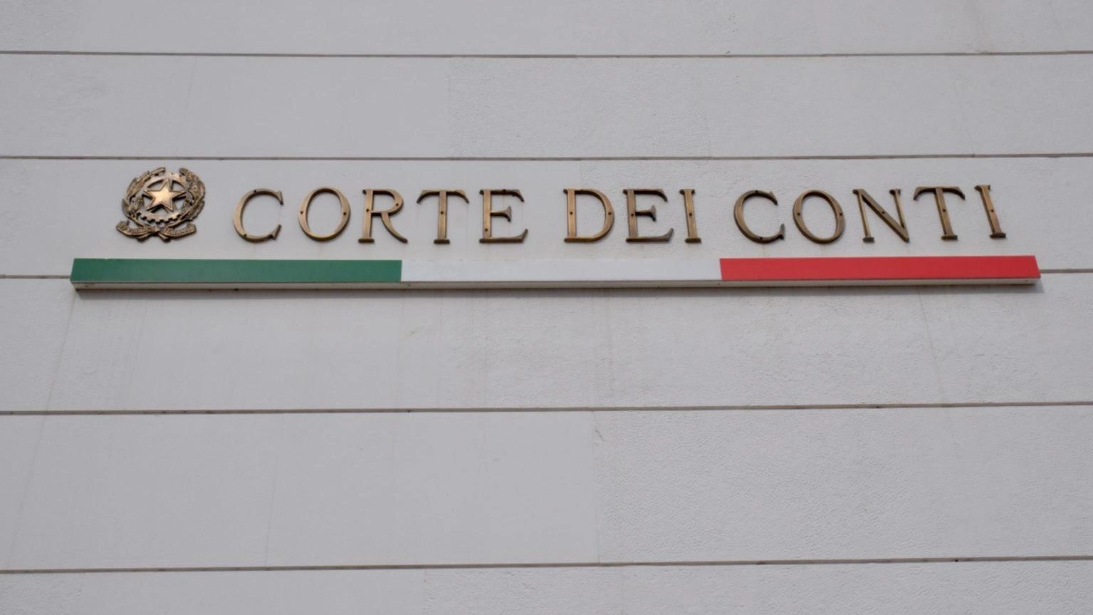 Corte Conti, P.a poco meritocratica su premi